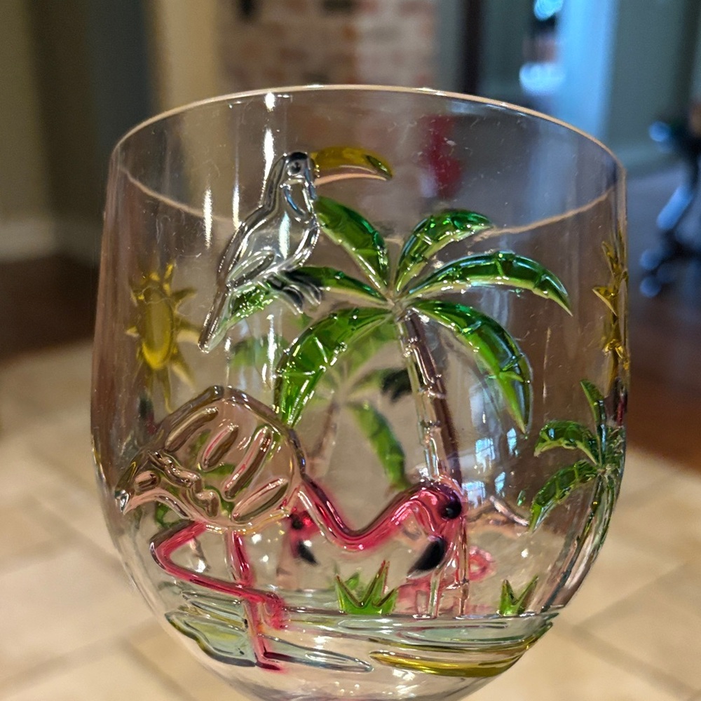Tropical Flamingo Wine Glasses with Palm Tree Design - Picture 2 of 3